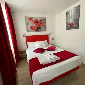 verificați disponibilitatea