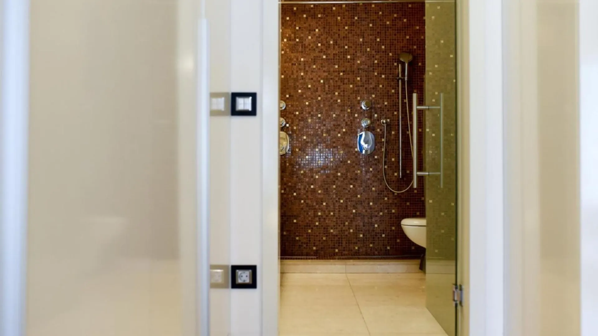 Wonderful Apartments In Prime North Location - Heaven For Extended Stays ブカレスト ルーマニア