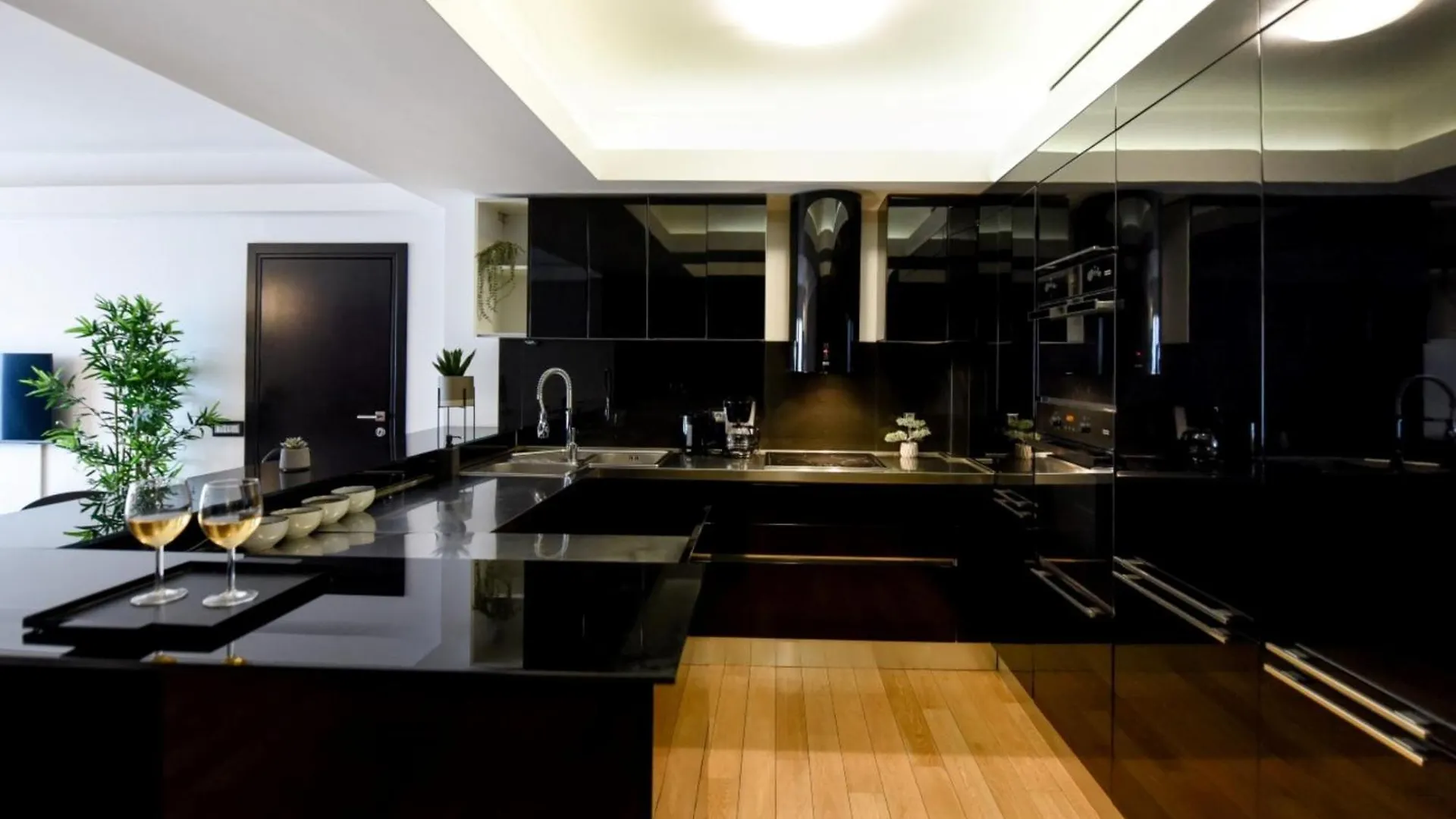 Wonderful Apartments In Prime North Location - Heaven For Extended Stays ブカレスト ルーマニア