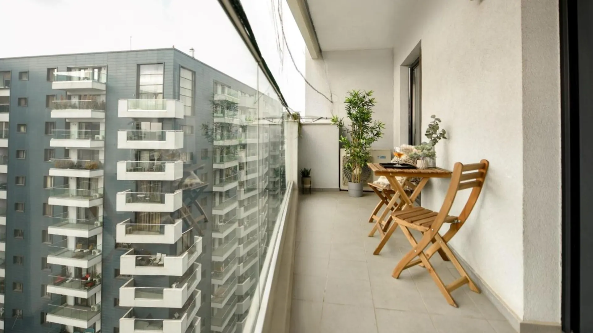 Wonderful Apartments In Prime North Location - Heaven For Extended Stays ブカレスト